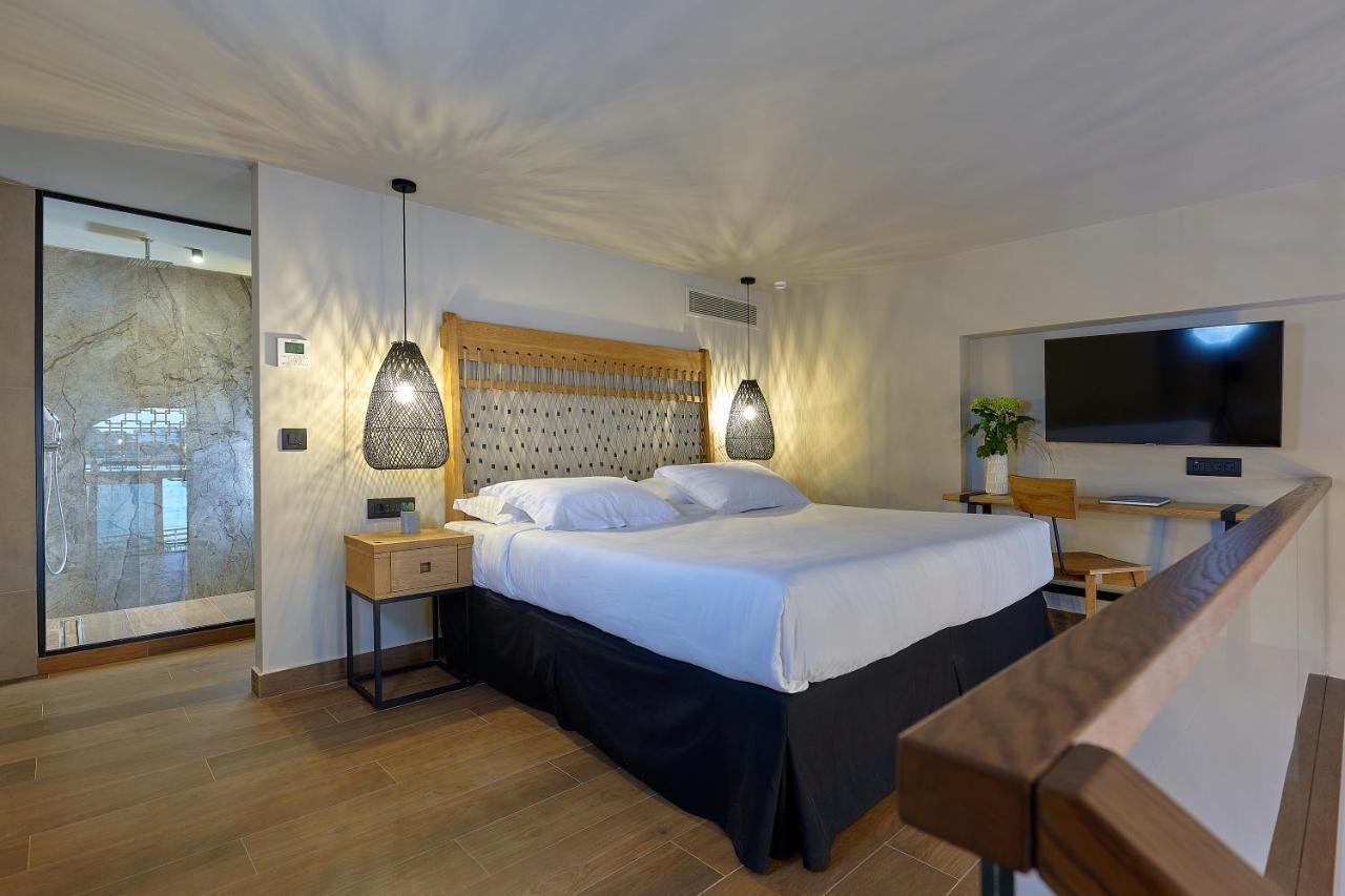 Castello Infinity Suites - Adults Only Agia Pelagia Exterior foto
